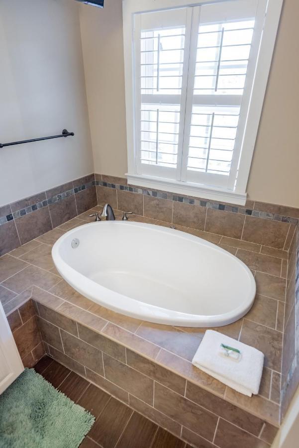 פולי ביץ' 114 W Huron - Sand Castle - Saltwater Pool - Heated Upon Request מראה חיצוני תמונה